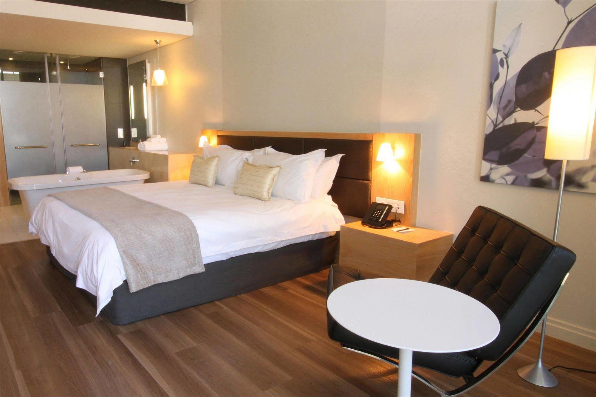 Aha Gateway Hotel Umhlanga دوربان المظهر الخارجي الصورة